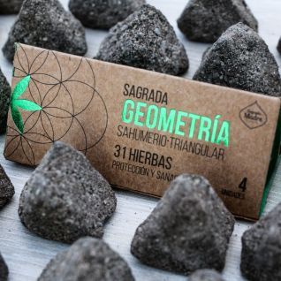 Triangular SAGRADA MADRE 31 Hierbas 4uds